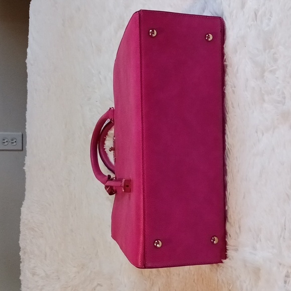 Handbag - Picture 7 of 12